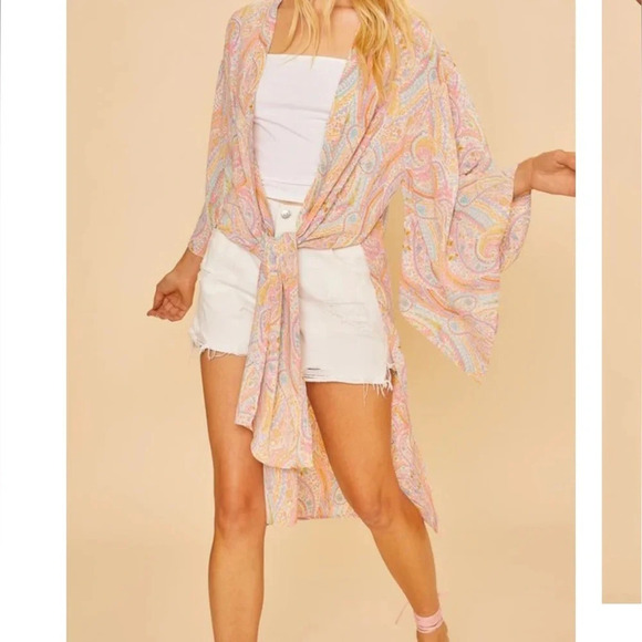 NWT Anniewear Los Angeles Paisley Bohemian Kimono!! - Picture 2 of 8